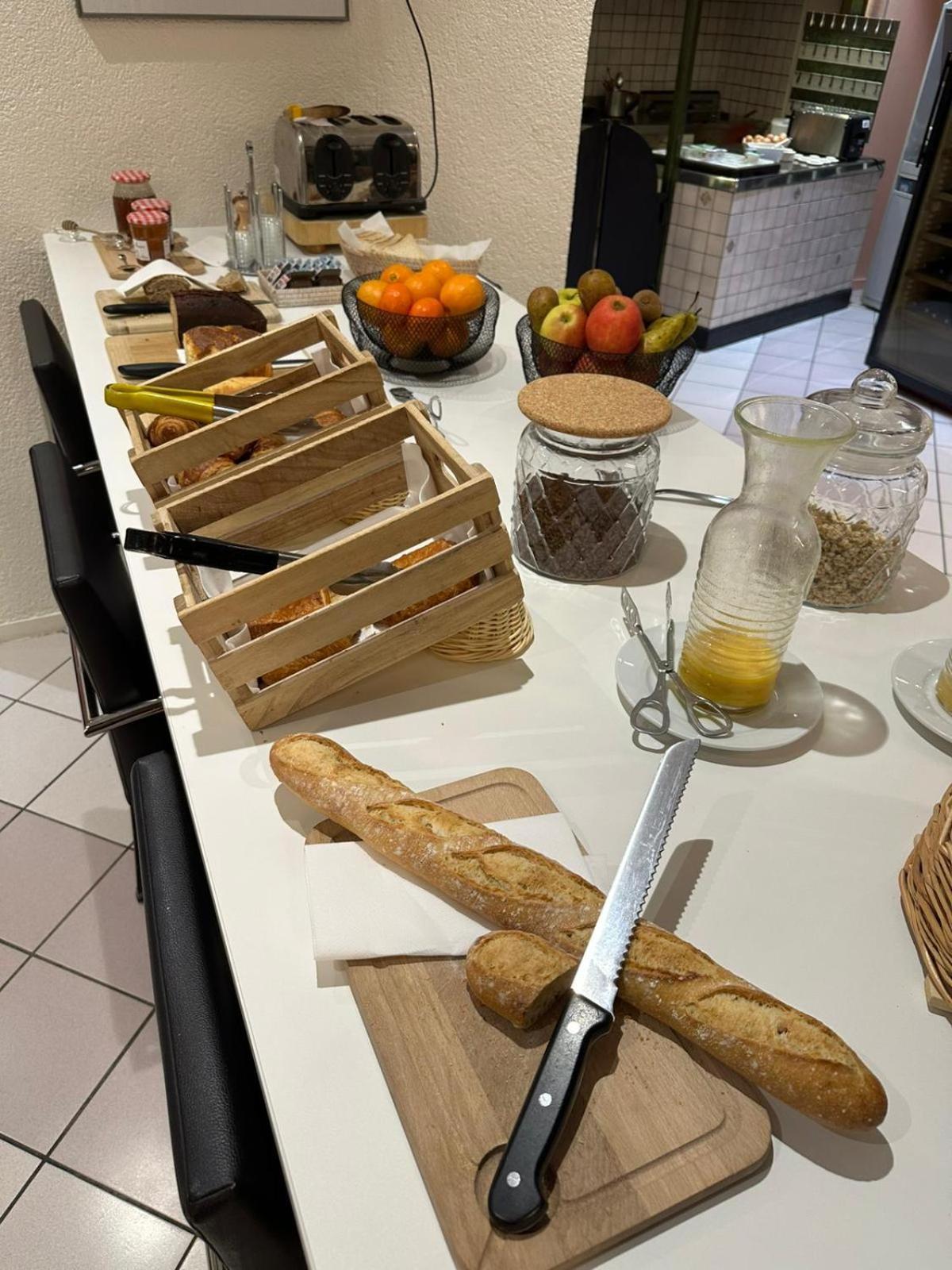 Logis Hotel L'Escargotiere Dijon Sud - Chenôve Zewnętrze zdjęcie